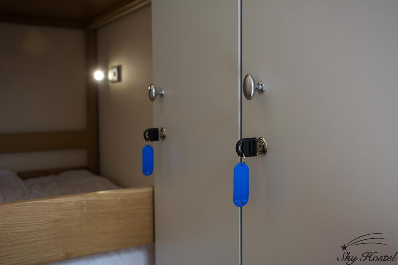 Sky Hostel Kyiv Exterior photo
